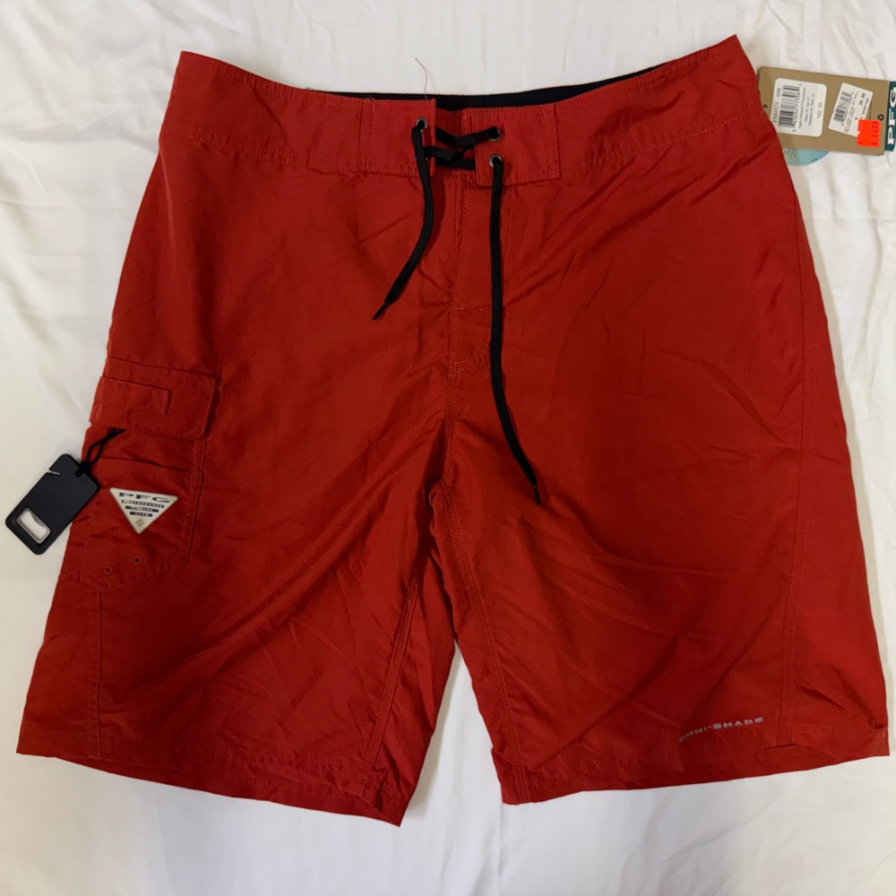 PFG Columbia Red Angler Short 34x11 NWT